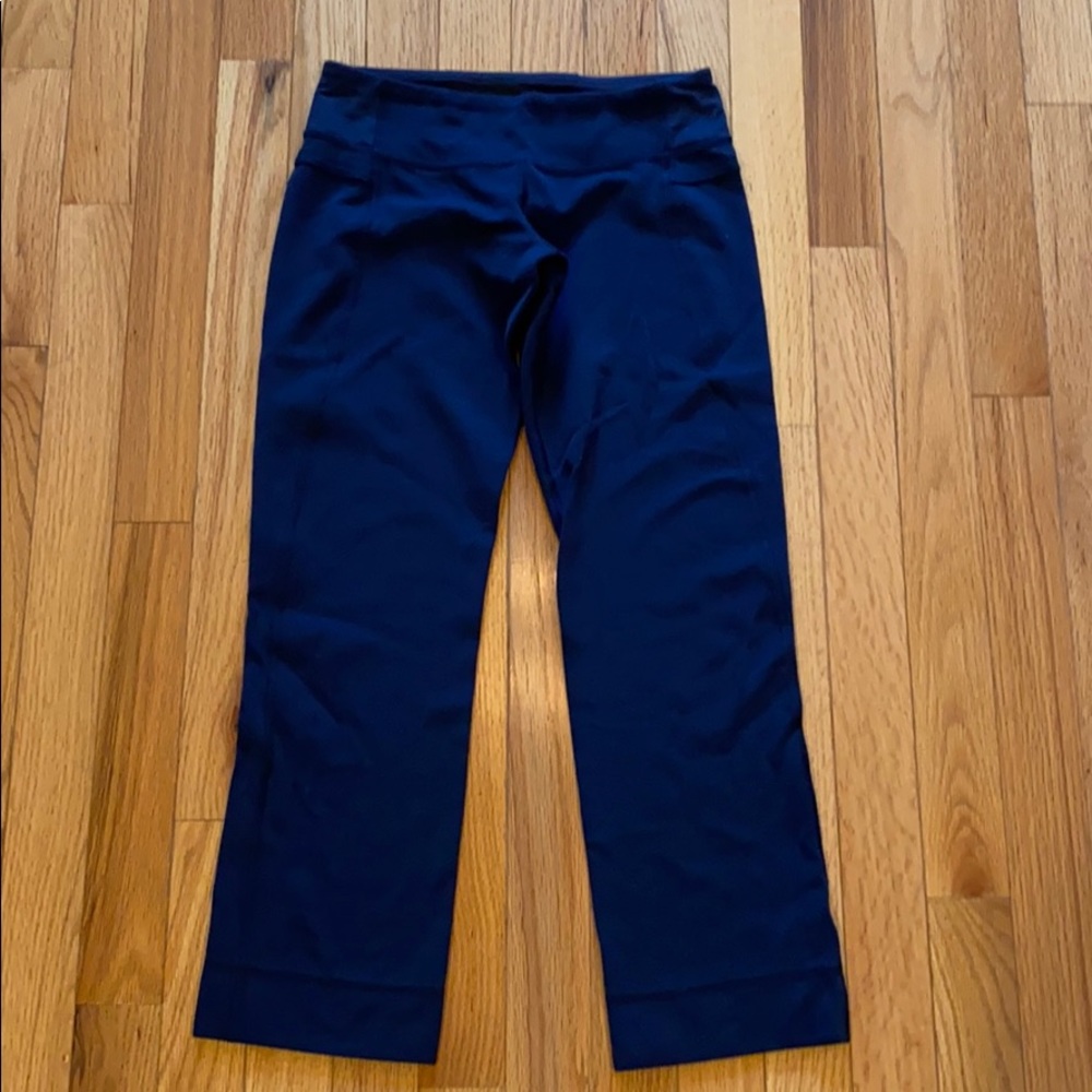 Lululemon crops